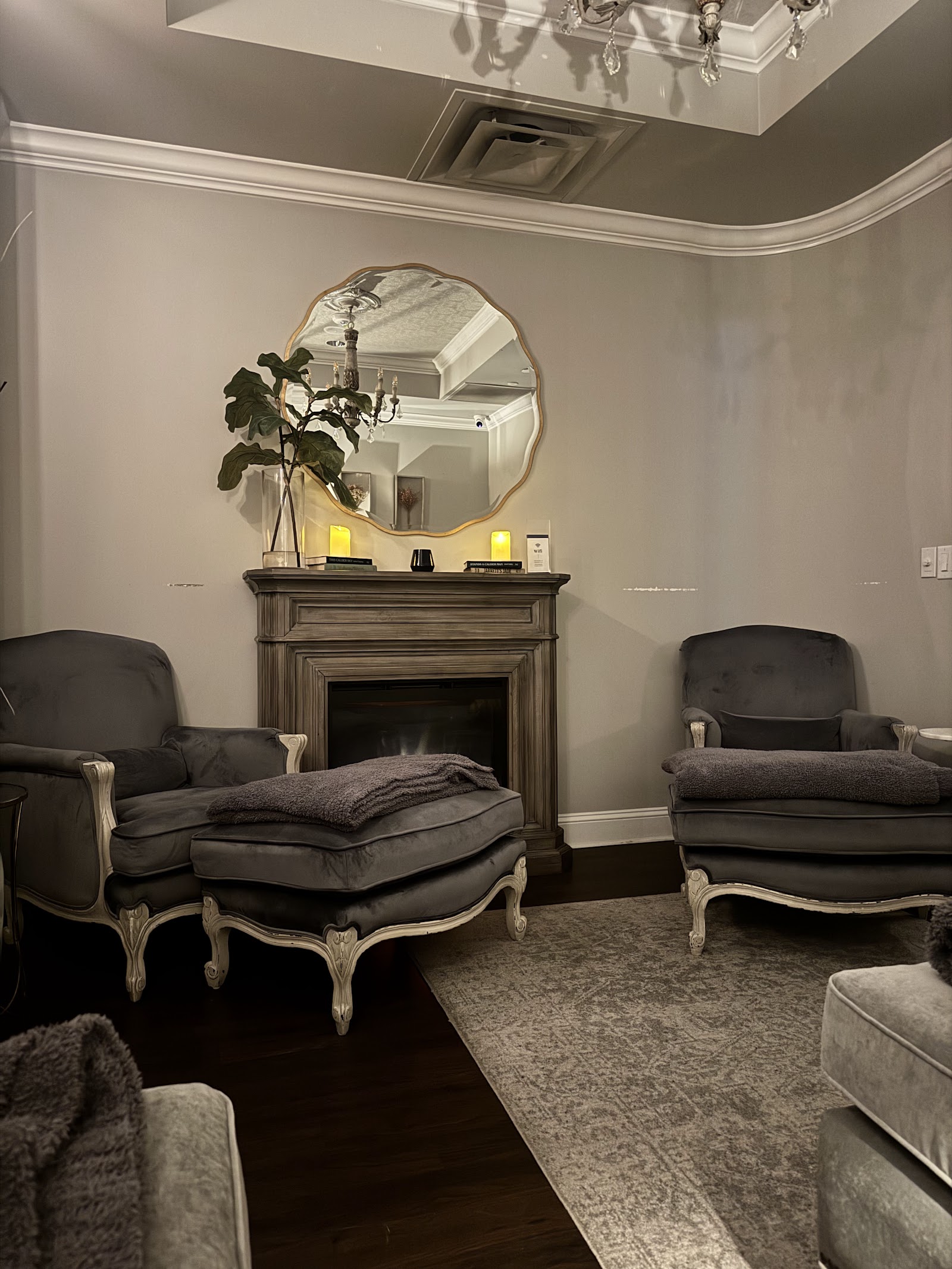 Woodhouse Spa - Downtown Charleston nail work in Charleston, South Carolina
